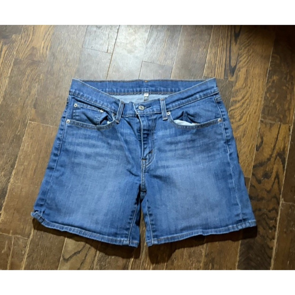 Women's Levis Jean Shorts Sz 30 Med Wash